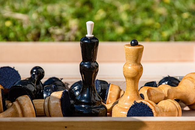 NBA常规赛：湖人遭公牛狂胜，詹姆斯复出表现平平.